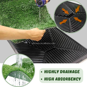 Alfombra Reutilizable de 3 Capas para Perros con Bandeja y Césped Artificial - Product Image 3