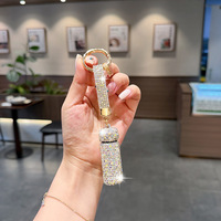 Mini-pillbox entièrement orné de diamants, porte-clés portable, petite bouteille compartimentée en céramique et porcelaine, breloque pendentif pour fête d'anniversaire
