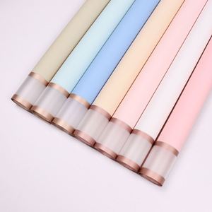 Nouvelle conception, feuille de papier d'emballage pour fleurs en plastique imperméable 58*58cm/feuille pour fleuriste - Product Image 1