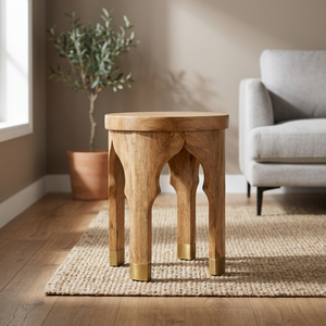 Capuchons de tabourets en laiton sculptés à la main avec découpe en arc |   Table design contemporain, écologique, durable et légère |   Marron/Doré Living - Product Image 2