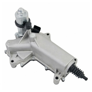 328D0-00Q0A 95507764 4421748 42550296 8201140596 3981000046 Ensemble d'embrayage avec moteur pour Nissan Renault Opel Iveco - Product Image 1