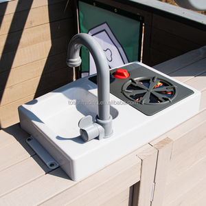 Maisonnette en bois pour enfants avec horloge, porte pour animaux et fenêtre de service - Cabane de jeu extérieure durable pour jardin - Product Image 2