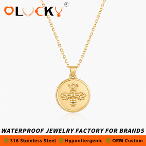 Collar con Colgante de Abeja Reina Delicado, Chapado en Oro de 18K, Resistente al Agua, para Mujer, Uso Diario, Fabricante de Joyería Personalizada LUCKYJIU - Product Image 1