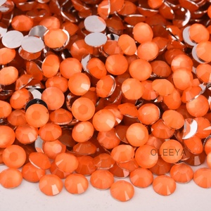 Oleeya Jelly Resin Neon 3mm 4mm 5mm Flat Back Non Hot Fix Resin Rhinestones Glow <b>Under</b> UV Light for Tumbler Decoration - Product Image 2