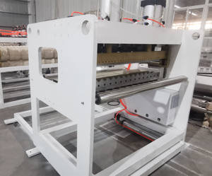 Ligne de production de feuilles de toiture en <span class=keywords><strong>polycarbonate</strong></span> PC fabriquée en Chine Machine d'extrudeuse en plastique Équipement de traitement PVC PP PET Noyau à vis - Product Image 6