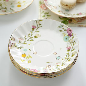 แก้วกาแฟเซรามิกพร้อมจานรองลายดอกไม้และเส้นสีทอง ขนาด 175 มล. ผลิตจากเซรามิกเนื้อละเอียดคุณภาพสูง ขายดี ราคาพิเศษ จากโรงงานโดยตรง - Product Image 4