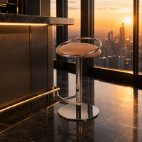 Tabourets de bar commerciaux de luxe durables avec structure en métal, revêtement en cuir PU, pivotants, réglables, base en acier inoxydable pour café, bar, club