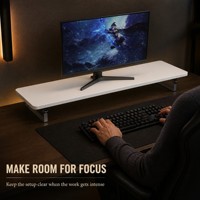 Support d'écran ergonomique en bois pour ordinateurs de bureau avec gestion des câbles, design peu encombrant, utilisation en garage