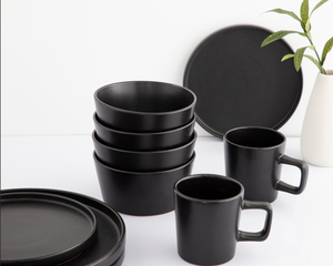 ชุดอาหารเย็นเซรามิกสีดำด้านคุณภาพสูง สำหรับ 4 ท่าน ประกอบด้วยจาน ชาม แก้วน้ำ ขายส่งภาชนะบนโต๊ะอาหารสำหรับบ้านและร้านอาหาร - Product Image 1