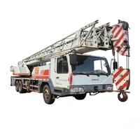 Grue sur camion Zoomlion d'occasion 80 tonnes 2021, moteur Weichai, pompe hydraulique, flèche à cinq sections, hauteur de levage 49m, 33000kg, Chine