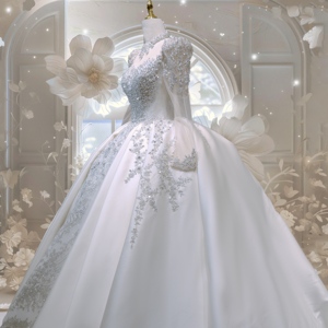 Vestido de Novia de Lujo con Espalda Descubierta y Diamantes 2026 para Niñas, Estilo Moderno de Iglesia, Falda de Princesa Reina con Encaje Pesado y Escote Corazón - Product Image 2