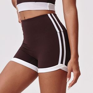 Nouveaux shorts <span class=keywords><strong>de</strong></span> course tendance OEM pour femmes, shorts <span class=keywords><strong>de</strong></span> sport yoga taille haute à séchage rapide pour l'été - Product Image 2