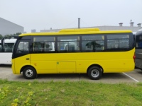Autobus scolaire économique Ankai K73 de 7,3 m, conduite à gauche/droite, avec une belle apparence personnalisée et un accès bas pour les passagers
