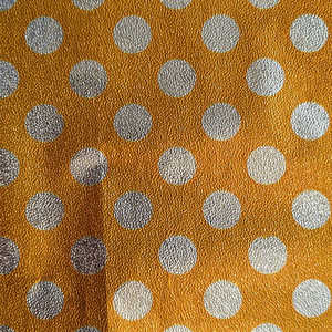 Papel con Patrón Plateado en Relieve para Manualidades, Paquete de 25 Hojas - Product Image 6