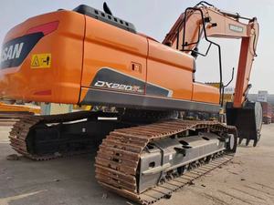 รถขุดดิน Doosan DX220LC-9C ขนาด 22 ตัน พร้อมบุ้งกี๋ไฮดรอลิก อุปกรณ์ก่อสร้างมือสอง - Product Image 1
