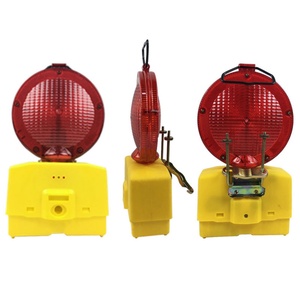 Luz de Advertencia LED para Barricadas de Seguridad Vial en Construcción de Carreteras Solares - Product Image 3