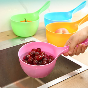 Delicacy <b>Plastic</b> Water Scoop Large Capacity Long Handle Candy Color <b>Kitchen</b> Spoon For Cleaning And Feeding - Product Image 2