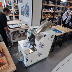 เครื่องตัดคุกกี้ชินชินขนาดเล็ก เครื่องตัดแป้งแบบสี่เหลี่ยม - Product Image 2