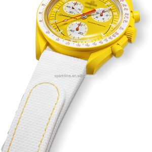 Bracelet en caoutchouc SparkTime Luxury 20 mm de style FKM avec texture lunaire 3D, étanche et ajustement universel pour chronographe de la série S - Product Image 6