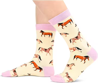 Femmes Vente en gros Logo personnalisé Dessin animé Coton Chiens Chaussettes Mignon Designer Animal Coloré Motif Drôle Respirant Équipage Mignon Chaussettes