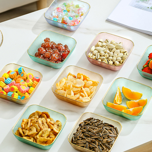 Оптовая продажа, роскошная прозрачная пластиковая мелкая квадратная Салатница с золотым ободом, домашний ресторан, Свадебная вечеринка, десертная тарелка с фруктами - Product Image 3