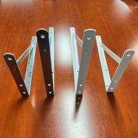 Supports d'étagère triangulaires en acier robuste en forme de L - Supports d'étagère flottante muraux modernes et simples avec revêtement en poudre pour la maison