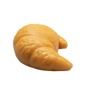 Achat en gros : Jouet anti-stress personnalisé en TPR en forme de croissant ou de pain, fabriqué sur mesure - Product Image 2