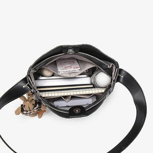 Sacs à main en cuir PU tissé de style 2026, grande capacité, sac seau pour femme, bandoulière - Product Image 4