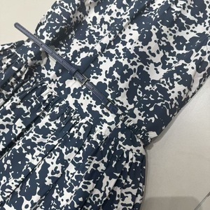 เดรสยาวทรงเอเข้ารูปสไตล์วินเทจฝรั่งเศส สีดำขาว ดีไซน์หรูหรา - Product Image 4