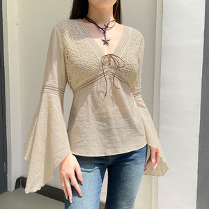 Blusa de punto texturizada con cuello en V y ribete de encaje estilo bohemio para mujer, top vintage con mangas acampanadas y lazo frontal con lazo trasero - Product Image 6