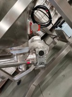 Spiralförmiger Schrägförderer für Mehl, Getreide und Pulver mit Trichter - Vibrationsförderer und Elevatormaschine zum Verkaufspreis