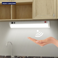 Lumière linéaire LED connectable avec capteur de gradation, éclairage LED pour armoire de cuisine sous le meuble