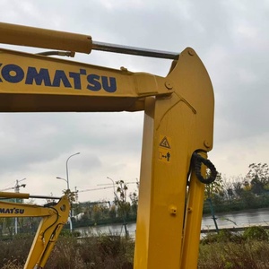 Mini-excavatrice KOMATSU PC55MR d'occasion, 90% neuve, peinture d'origine, à vendre - Product Image 6