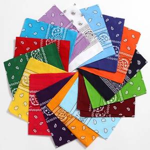 Bandanas de <span class=keywords><strong>Cowboy</strong></span> personnalisés avec logo pour hommes et femmes Mouchoirs assortis à motif Paisley 22x22 pouces Foulards pour enfants - Product Image 3