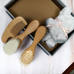 Eco Friendly Hot Sales Customize LOGO <strong>Baby's</strong> <strong>Brush</strong> and Comb Soft Wool Bristles <strong>Hair</strong> Care Set for <strong>Baby</strong> - Product Image 5