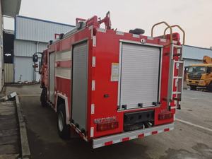 Camión de Bomberos DongFeng Nuevo, Ligero, 4x4, con Tanque de Agua y Espuma de 2000L, para Rescate - Product Image 5