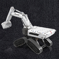 MOULDKING 17079 Kits de construction techniques, Excavatrice hydraulique motorisée de science-fiction sur chenilles, Jouets pour enfants, Briques de construction