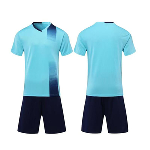 Maillot de football personnalisé pour hommes et femmes, été, performance, compétition, entraînement, tissu à séchage rapide, manches courtes, vente en gros - Product Image 3