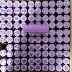 Taux de décharge 3C de la batterie au lithium polymère <span class=keywords><strong>2600</strong></span> de grande capacité 18650 <span class=keywords><strong>mAh</strong></span> personnalisable pour les outils électriques - Product Image 2