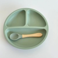 Ensemble de repas en silicone de qualité alimentaire sans BPA Aierdi pour bébés et tout-petits, design moderne, assiette à ventouse incassable avec couvercle
