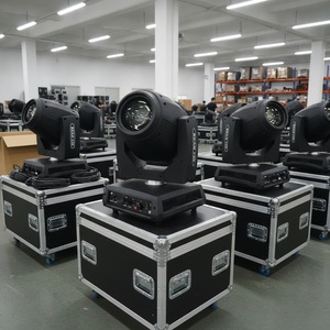 ไฟสปอตไลท์ Sharpy 200W พร้อมหลอด LED สีขาว และระบบควบคุม DMX512 สำหรับเช่าใช้งานและงานทัวร์ - Product Image 2