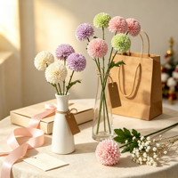 Vente en gros de fleurs artificielles en pompon de chrysanthème à boule unique de 32 cm, couleur et emballage personnalisés pour la décoration d'arrangements floraux