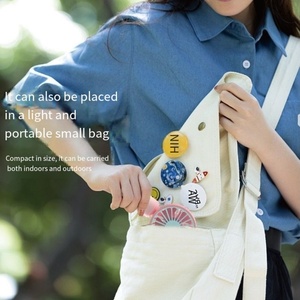 พัดลม USB ขนาดเล็กพกพา2025สีสันสดใสพลังลมสูงพัดลมระบายความร้อนแบบมือถือพับได้คู่มือภาษาอังกฤษสำหรับนักเรียนกลางแจ้ง - Product Image 2