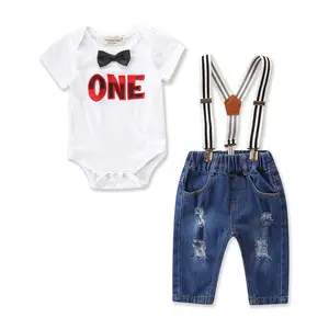 संयुक्त राज्य अमेरिका नवजात शिशु व्यक्तिगत ClothesToddler बच्चा लड़का जन्मदिन कपड़े सेट Bowtie Romper ब्रेसिज़ फट डेनिम पैंट आउटफिट