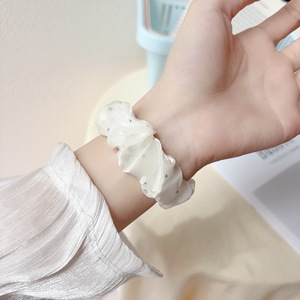<span class=keywords><strong>Bracelet</strong></span> Scrunchie pour <span class=keywords><strong>Apple</strong></span> <span class=keywords><strong>Watch</strong></span> Band ultra 2 49mm 45mm 41mm <span class=keywords><strong>44mm</strong></span> 38-42-40mm, <span class=keywords><strong>Bracelet</strong></span> élastique en nylon pour iwatch série 9 8 7 <span class=keywords><strong>6</strong></span> 5 4 SE - Product Image 4