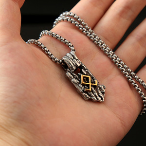 Collar con Colgante Vikingo de Acero Inoxidable yunnique, Diseño Geométrico de Runas, Joyería Masculina, Regalo, Accesorio de Moda para Ocasiones Especiales - Product Image 4