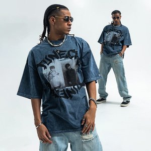 T-shirt homme bleu délavé surdimensionné avec imprimé graphique, style streetwear, décontracté, pour l'été - Product Image 1