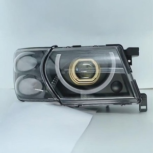 Venta al por Mayor de Fábrica: Faros LED para Nissan Patrol Y61 999-2004 con DRL y Señal de Giro, Accesorios para Automóviles - Product Image 4