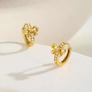 Pendientes de Aro Huggie de Acero Inoxidable con Baño de Oro de 18K, Diseño de Mariposa, Cereza, Abeja, Delfín, Flor y Lazo, para Mujer y Niña, a la Moda, Colección 2026 - Product Image 4