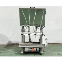 Produits à bas prix, petite machine de remplissage pneumatique à gravité à 4 têtes pour le remplissage de vin, whisky, liqueurs, machines de remplissage de bouteilles